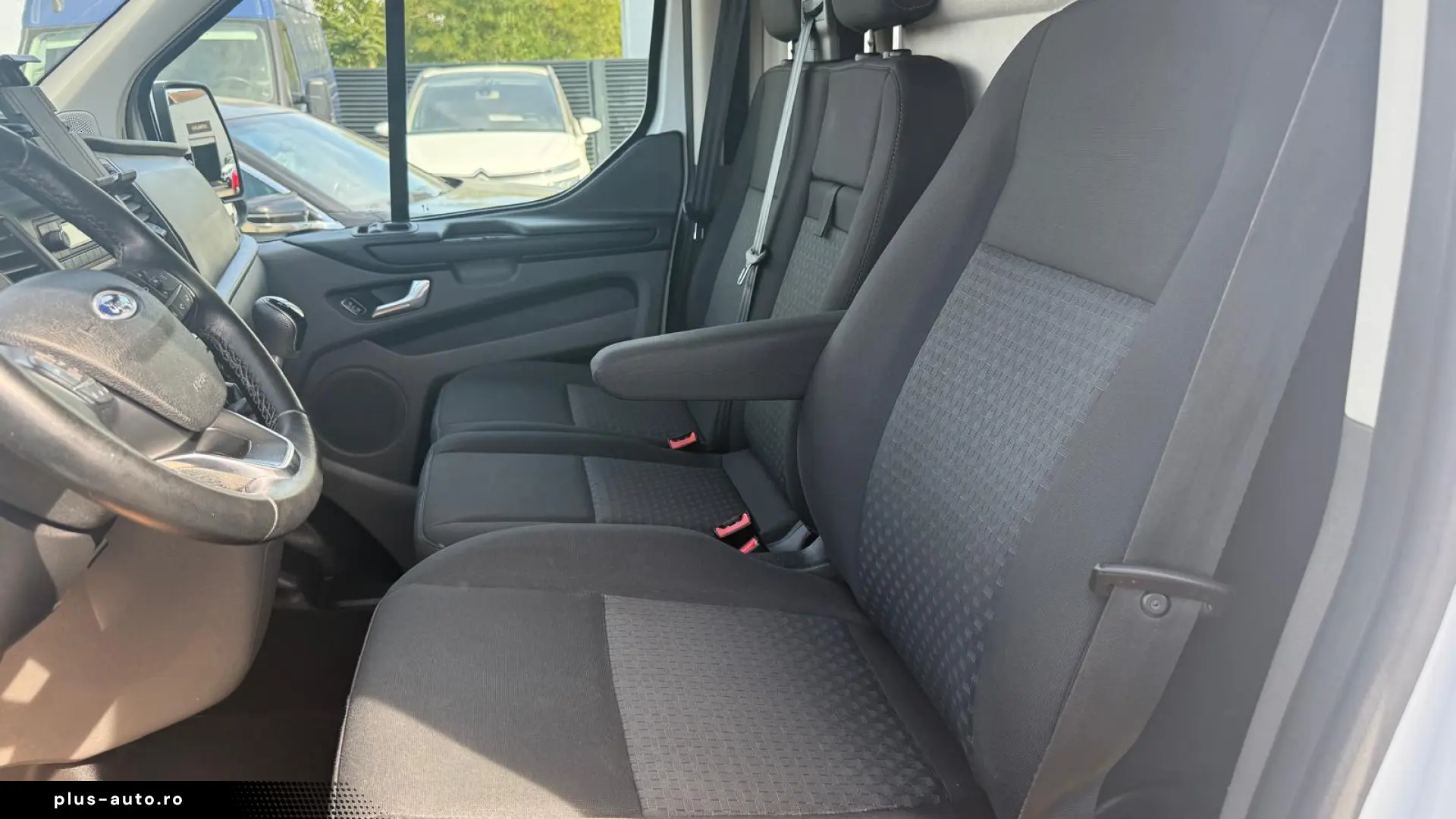 FORD TRANSIT CUSTOM    2020
