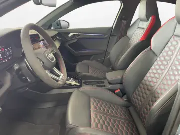 AUDI RS3 Limousine 2.5 TFSI Quattro Matrix 360Camera Pano