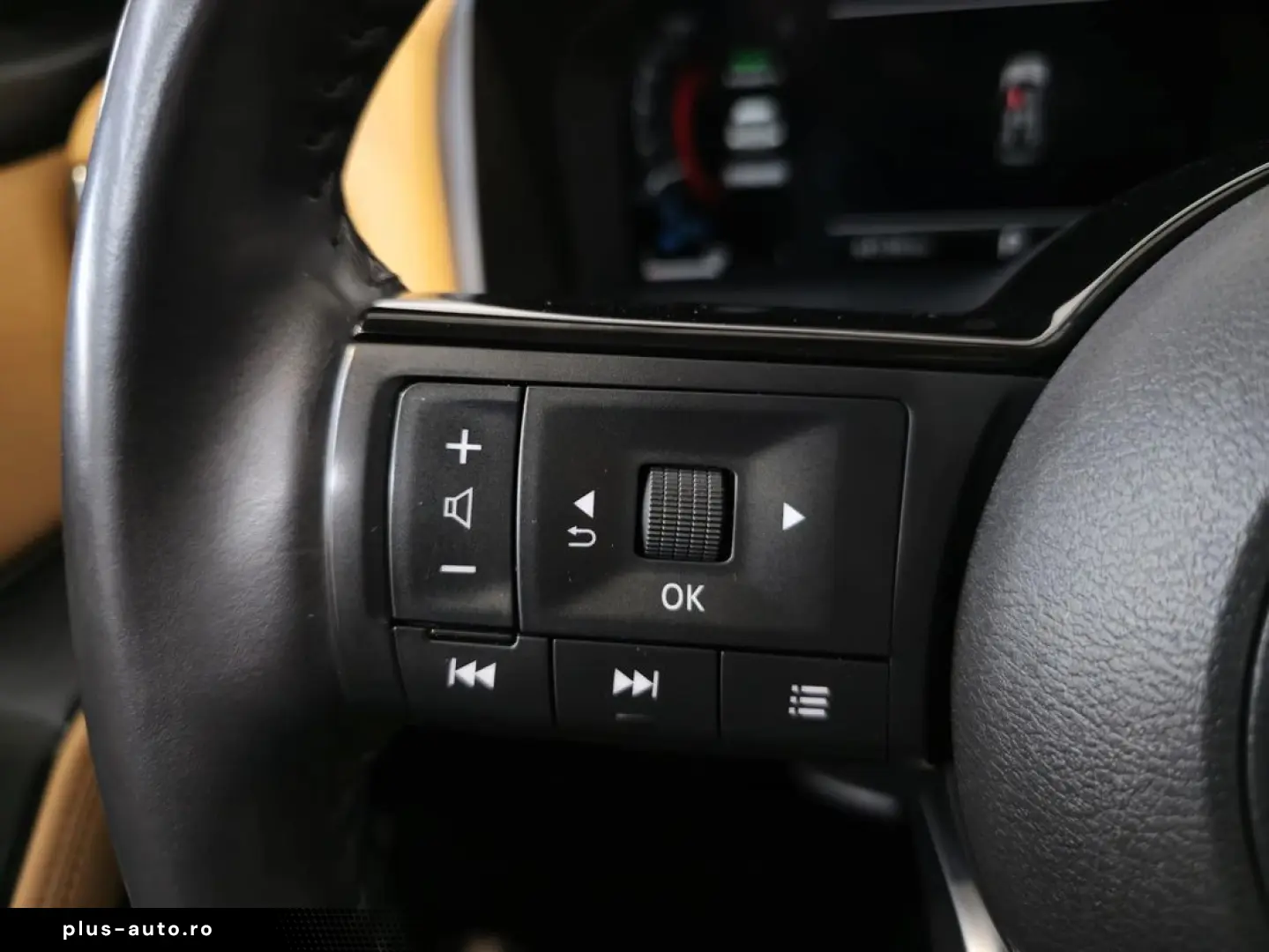 Nissan X-Trail e4force 214 cp