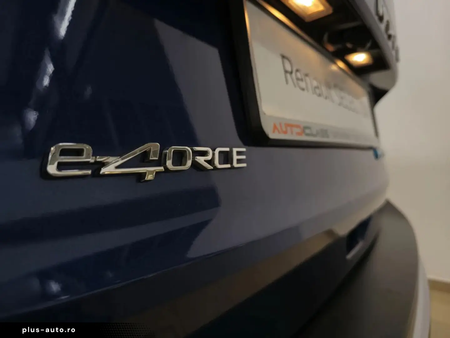 Nissan X-Trail e4force 214 cp