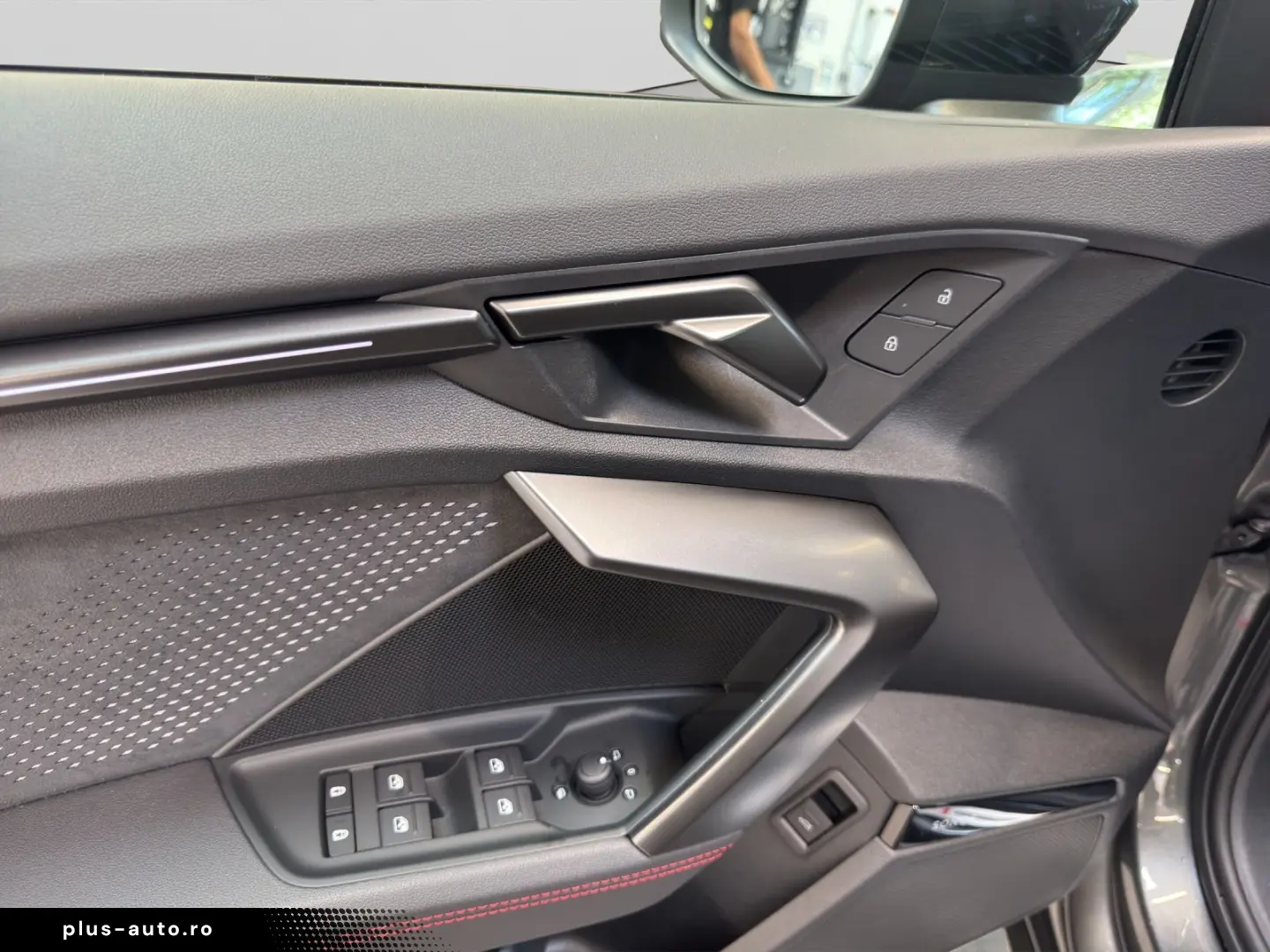 AUDI RS3 Limousine 2.5 TFSI Quattro Matrix HuD Pano Sonos