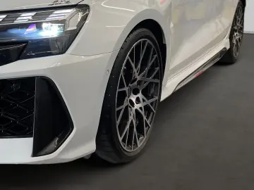 AUDI RS3 Limousine 2.5 TFSI Quattro HuD Pano Sonos