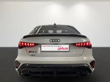 AUDI RS3 Limousine 2.5 TFSI Quattro HuD Pano Sonos