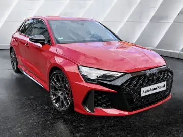AUDI RS3 Sportback 280kmh Carbon Magnetic-Ride Matrix