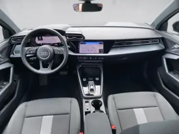 AUDI A3 Limousine 35 TFSI advanced S-tronic AHK Navi