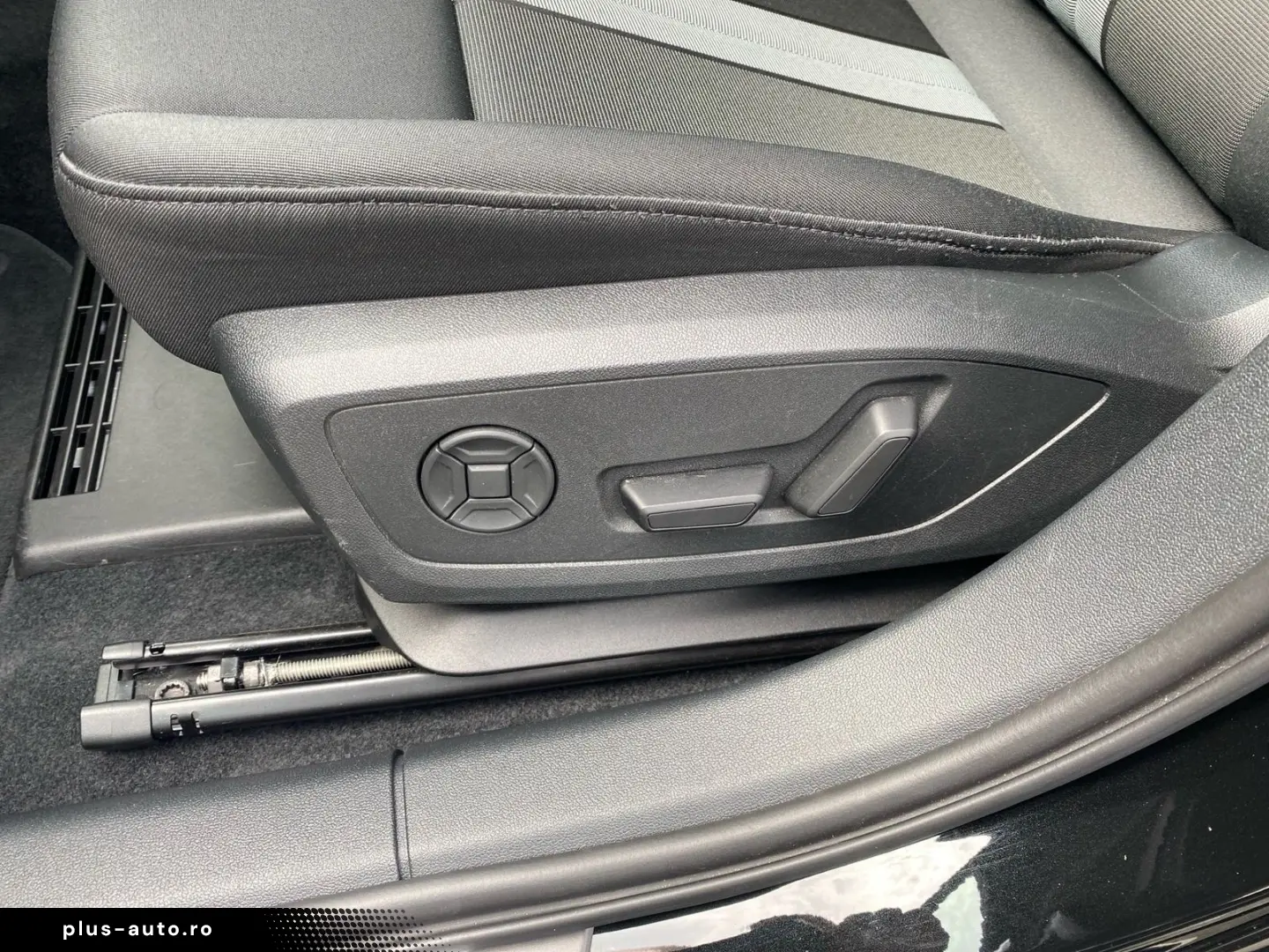 AUDI A3 Limousine 35 TFSI advanced S-tronic AHK Navi