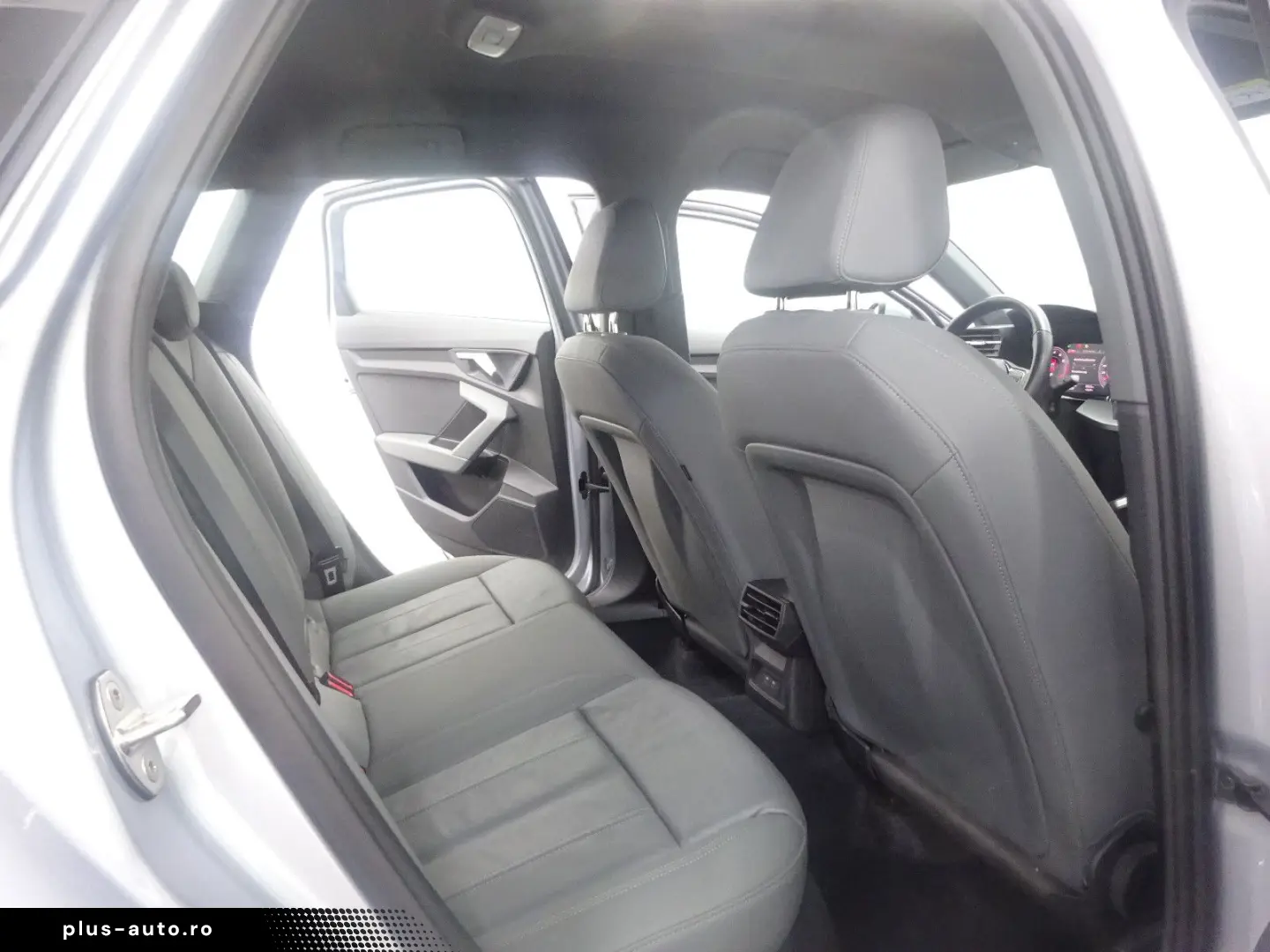 AUDI A3 Sportback 35 TFSI advanced S-tronic LED Leder