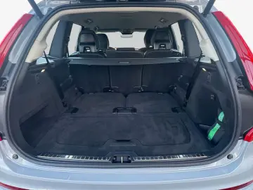 VOLVO XC90 B5 B AWD Core