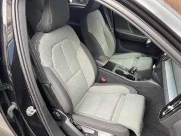 VOLVO XC40 B3 Core DCT GOOGLE ACC CAMERA