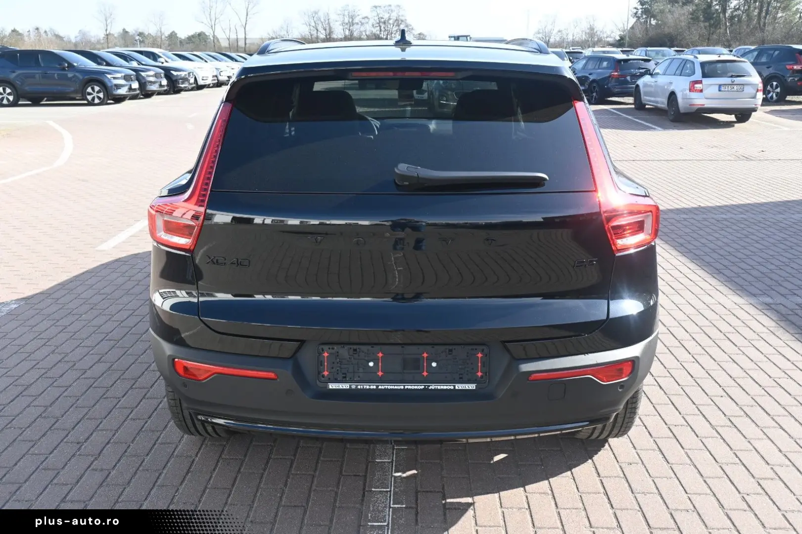VOLVO XC40 B3 B Plus Black Edition