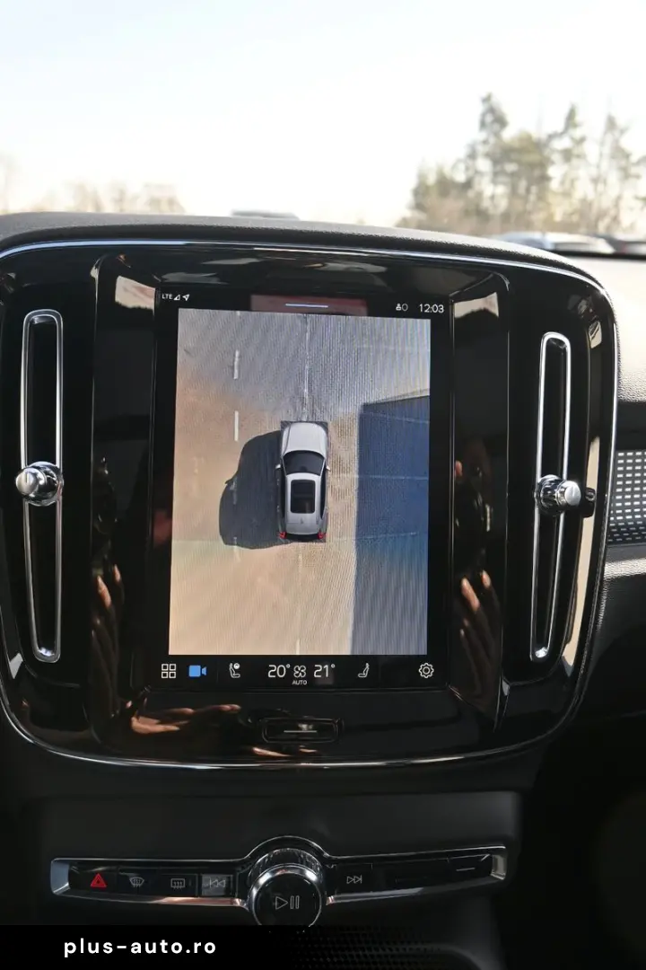 VOLVO XC40 B3 B Plus Black Edition