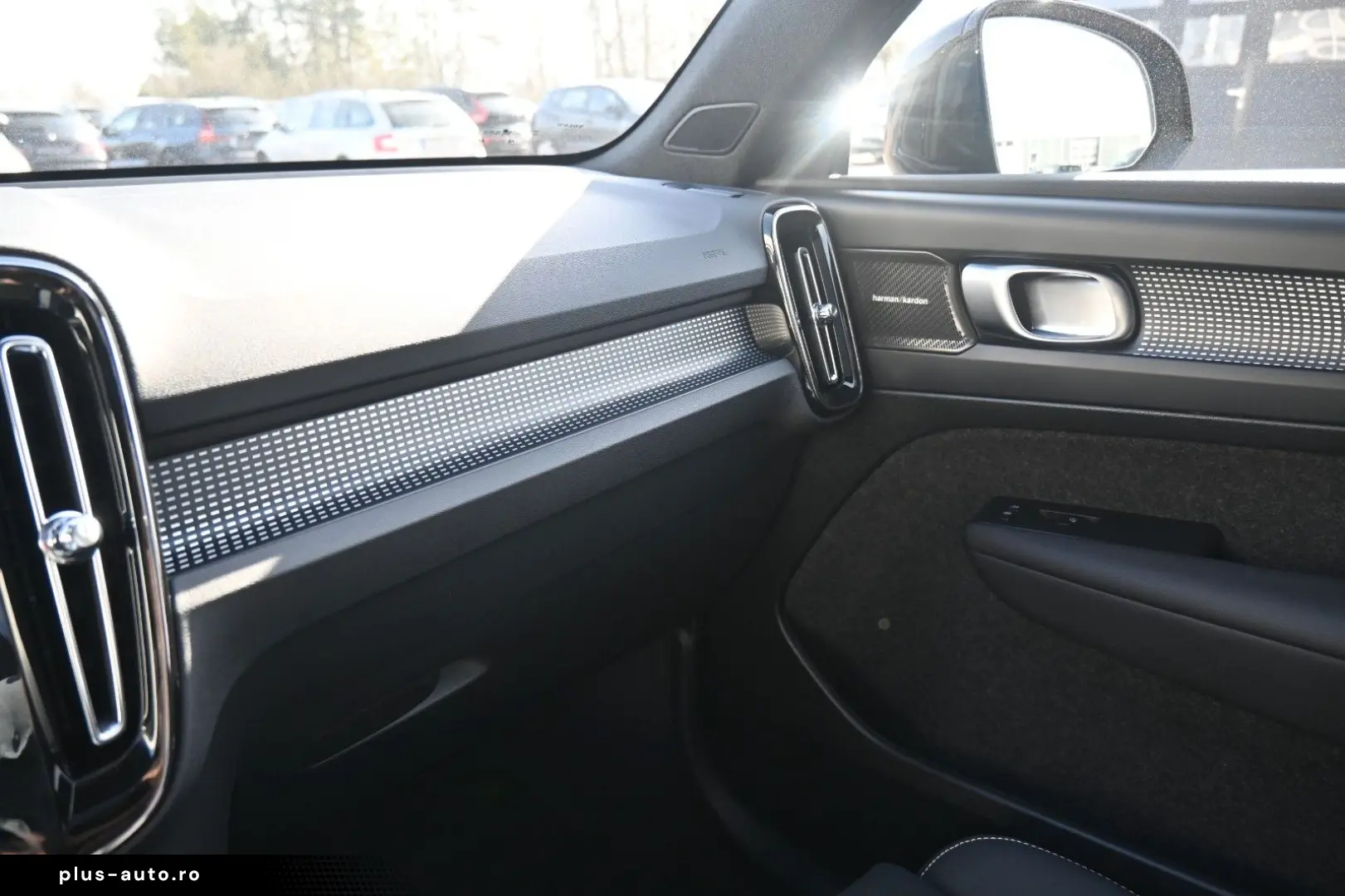 VOLVO XC40 B3 B Plus Black Edition