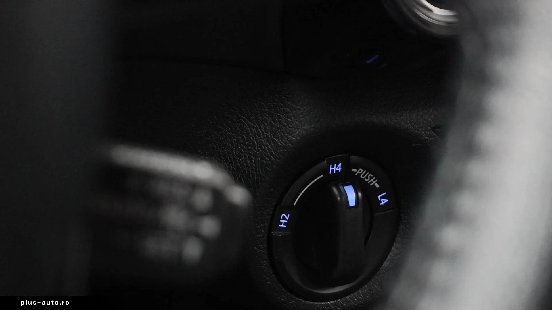 Toyota Hilux Invicible - 2.8L Diesel - Garantie - Istoric