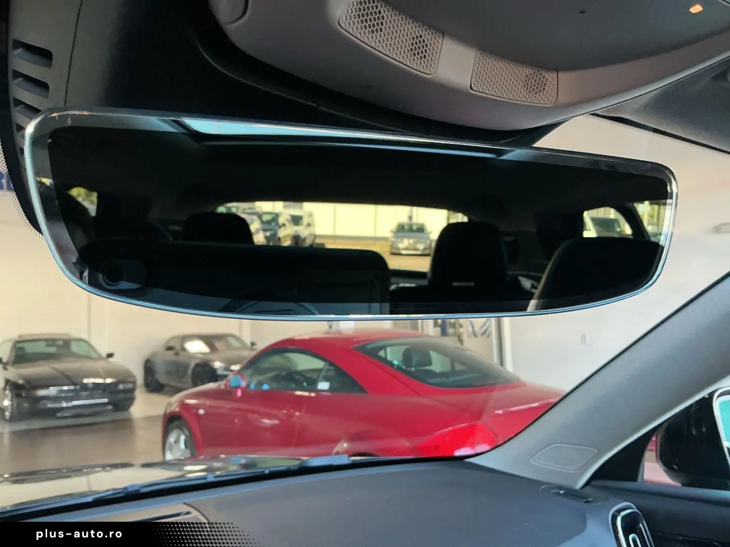 VOLVO XC40 B3  Dark