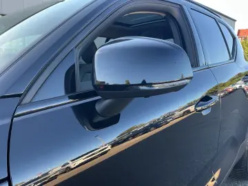 VOLVO XC40 B3  Dark