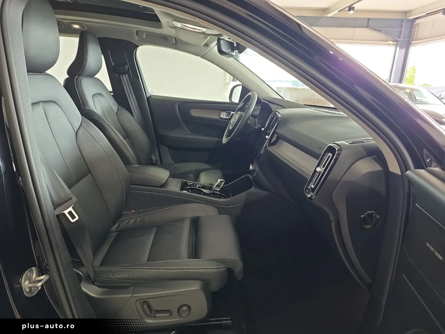 VOLVO XC40 B4 Ultimate Bright