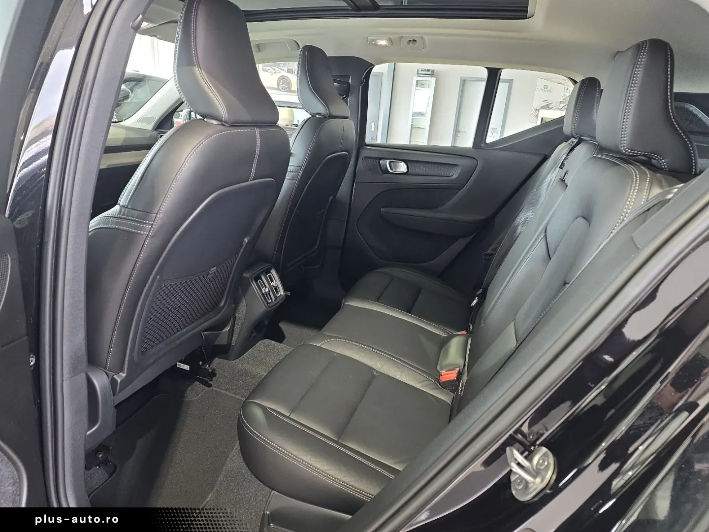 VOLVO XC40 B4 Ultimate Bright