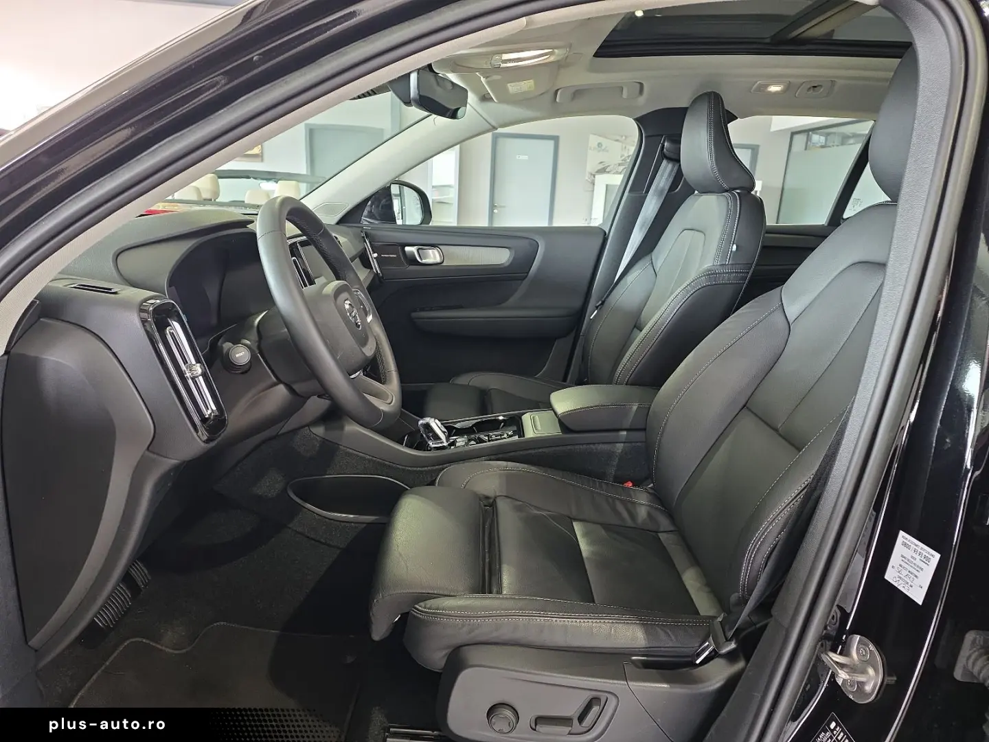 VOLVO XC40 B4 Ultimate Bright