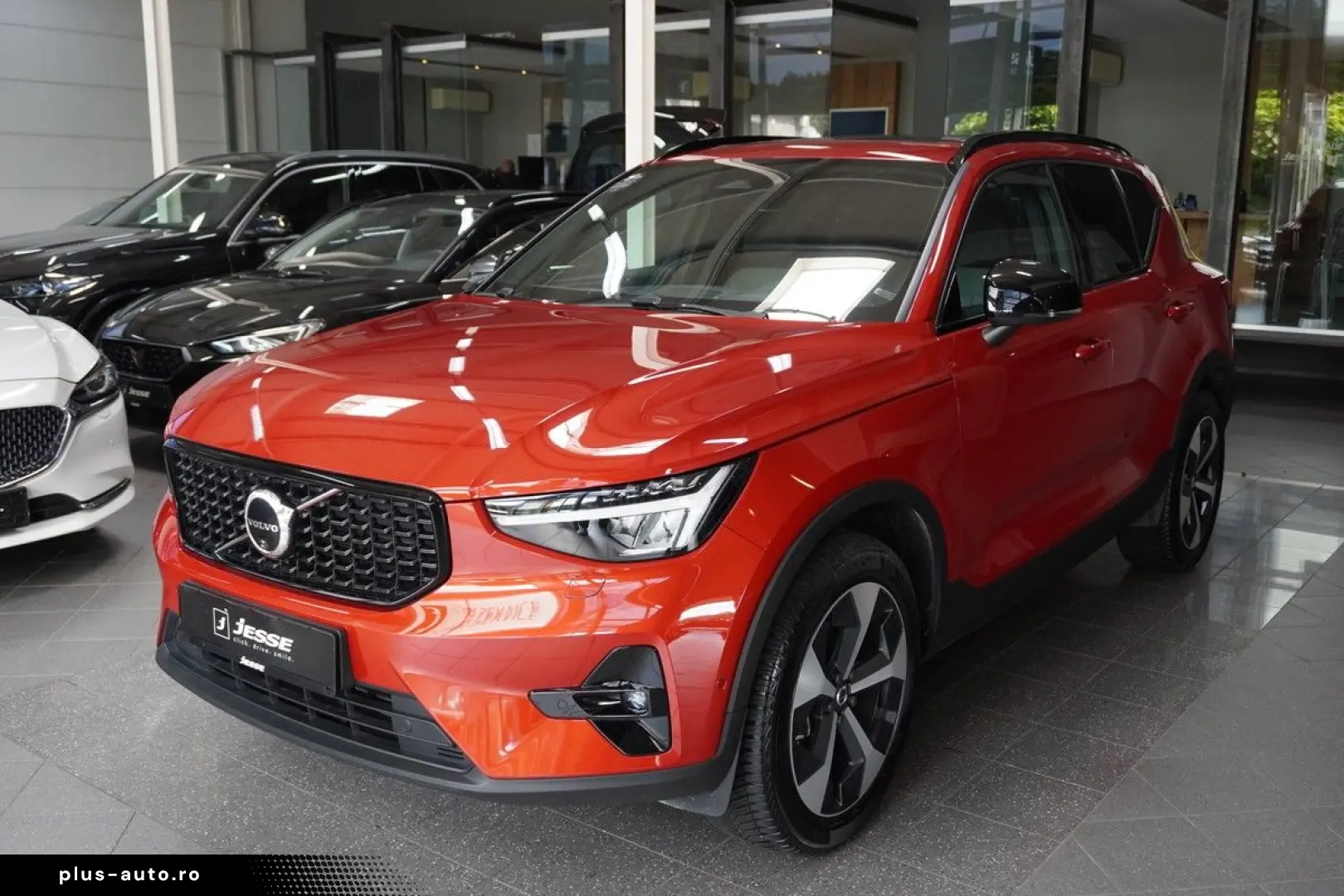 VOLVO XC40  B3 Plus Dark
