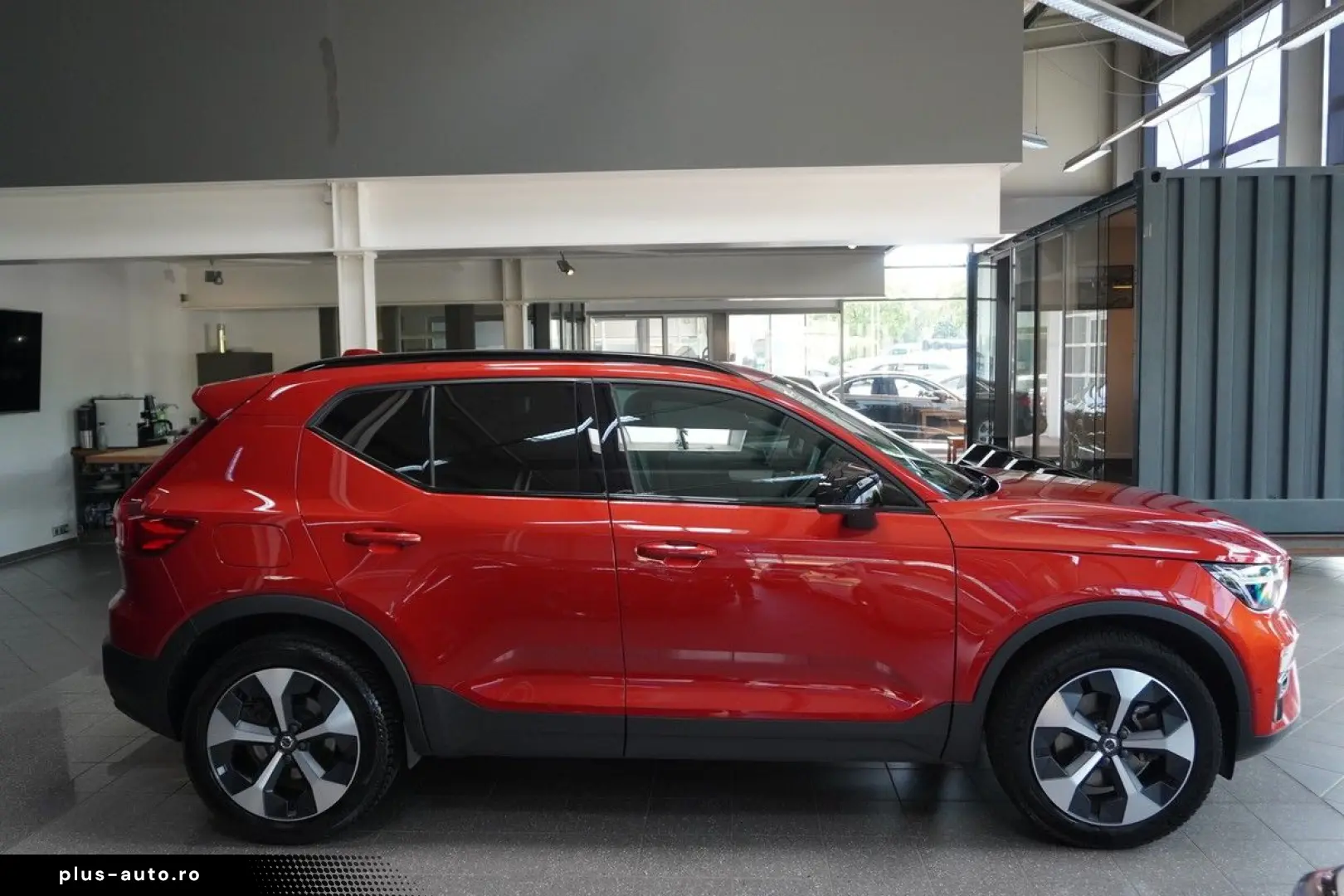 VOLVO XC40  B3 Plus Dark