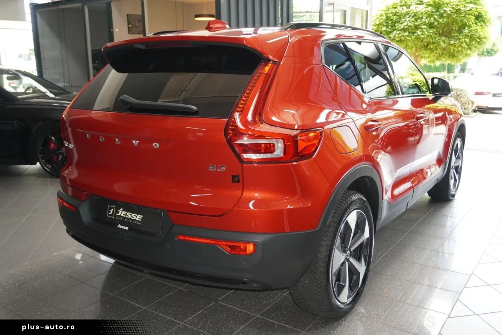 VOLVO XC40  B3 Plus Dark