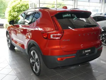 VOLVO XC40  B3 Plus Dark