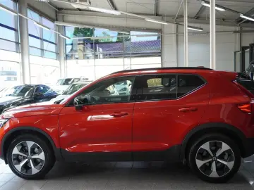 VOLVO XC40  B3 Plus Dark