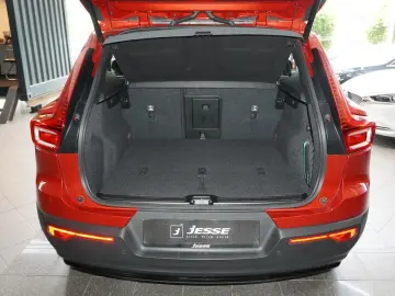 VOLVO XC40  B3 Plus Dark