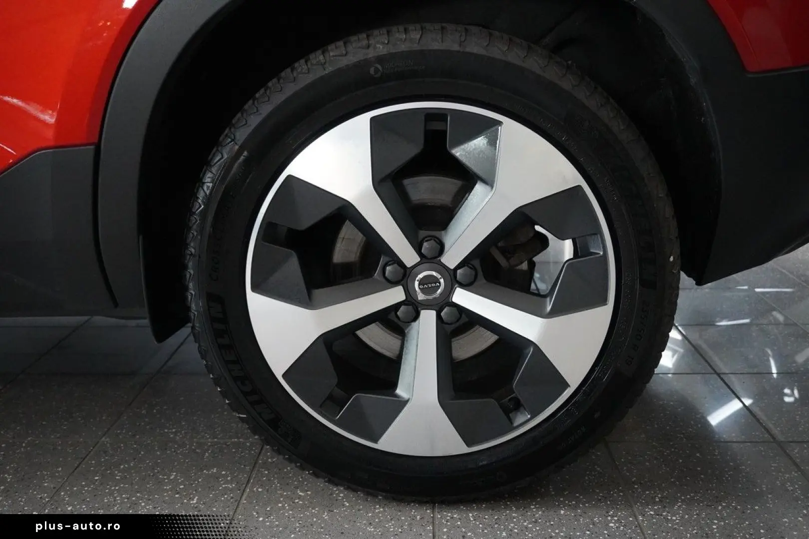 VOLVO XC40  B3 Plus Dark