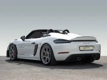 Porsche 718 Spyder RS ​​Weissach Package BOSE RearCamera