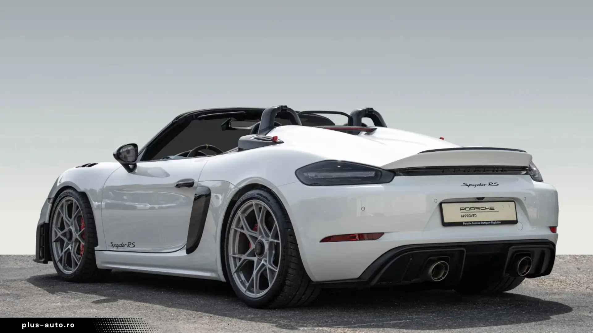Porsche 718 Spyder RS ​​Weissach Package BOSE RearCamera