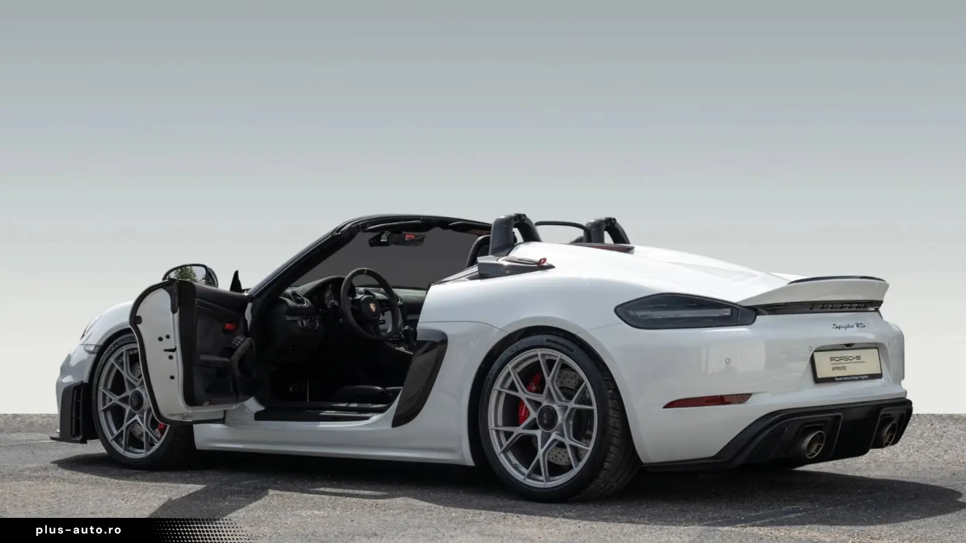 Porsche 718 Spyder RS ​​Weissach Package BOSE RearCamera