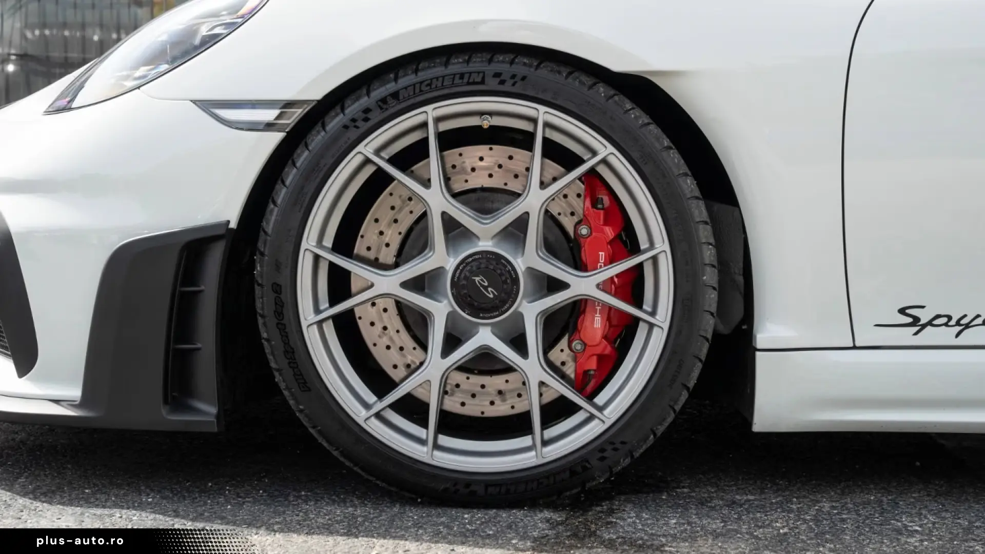 Porsche 718 Spyder RS ​​Weissach Package BOSE RearCamera