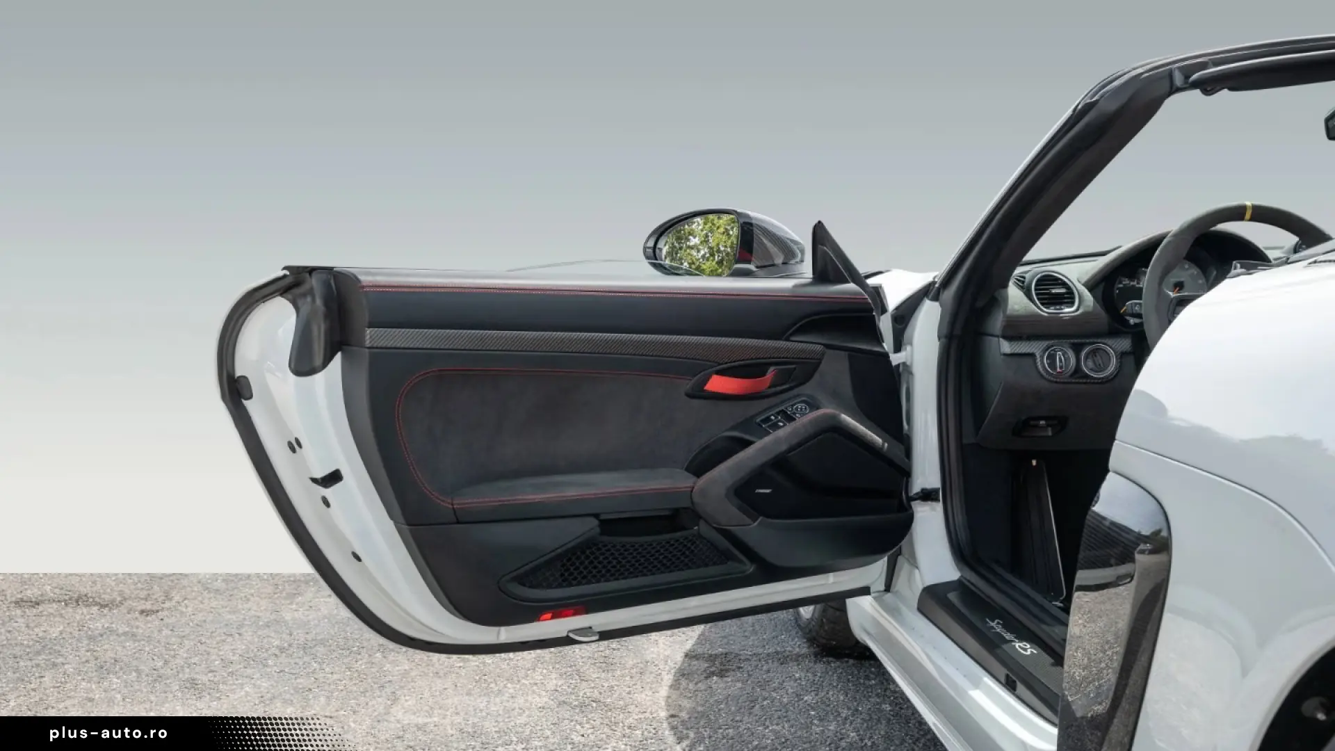 Porsche 718 Spyder RS ​​Weissach Package BOSE RearCamera