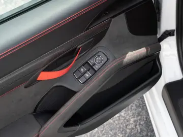 Porsche 718 Spyder RS ​​Weissach Package BOSE RearCamera
