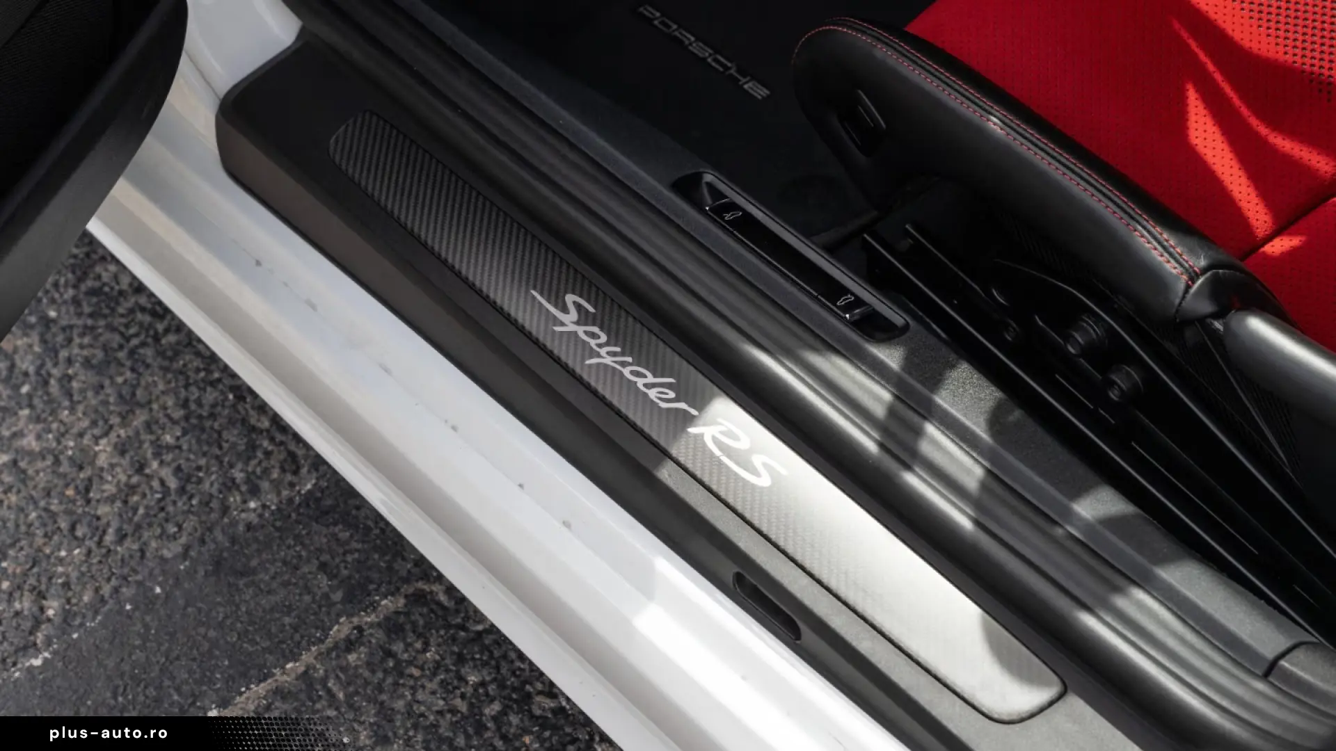 Porsche 718 Spyder RS ​​Weissach Package BOSE RearCamera