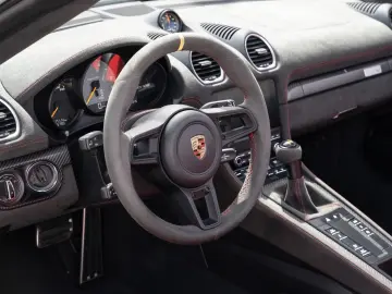Porsche 718 Spyder RS ​​Weissach Package BOSE RearCamera