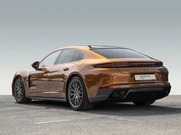 Porsche Panamera Turbo E-Hybrid Active Ride InnoDrive