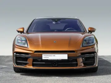 Porsche Panamera Turbo E-Hybrid Active Ride InnoDrive