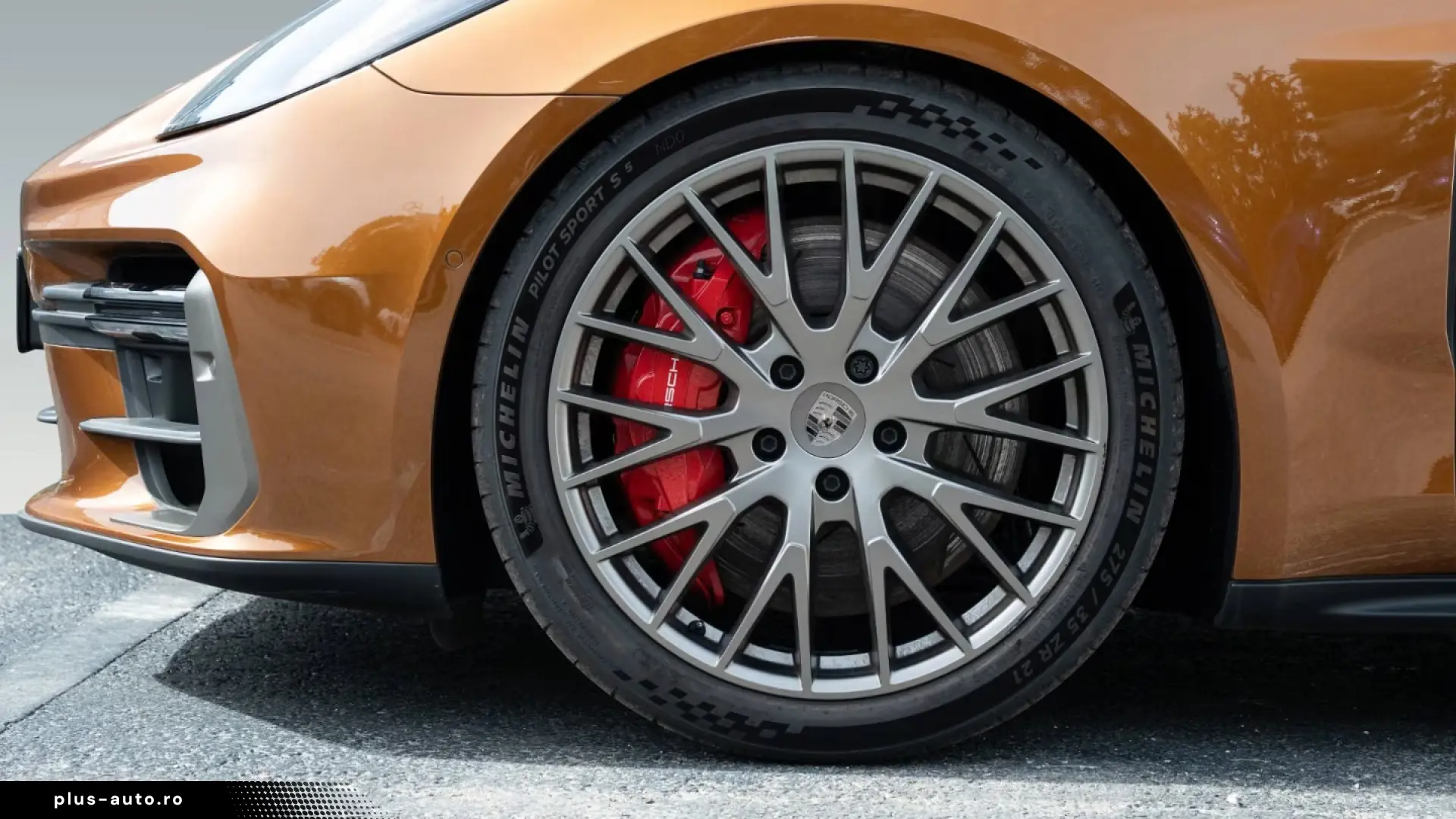 Porsche Panamera Turbo E-Hybrid Active Ride InnoDrive