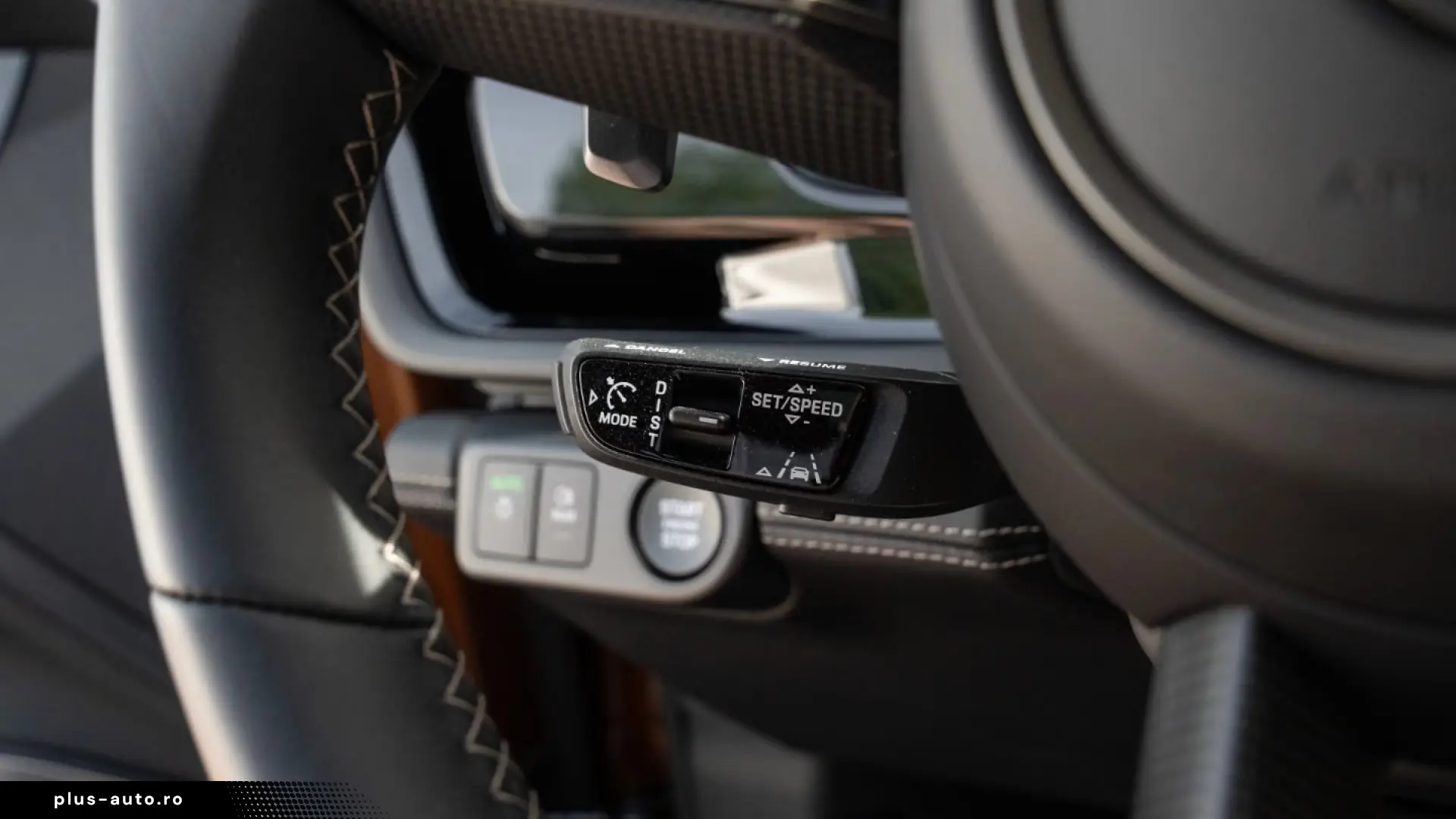 Porsche Panamera Turbo E-Hybrid Active Ride InnoDrive