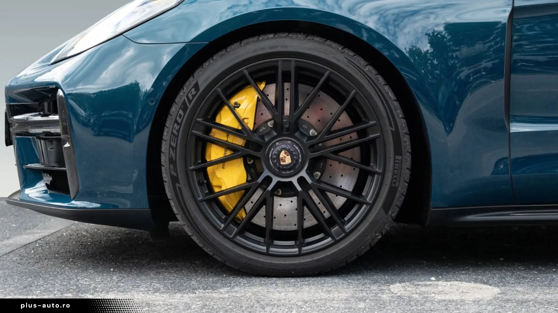 Porsche Panamera GTS SportDesign Paket Carbon PCCB InnoD