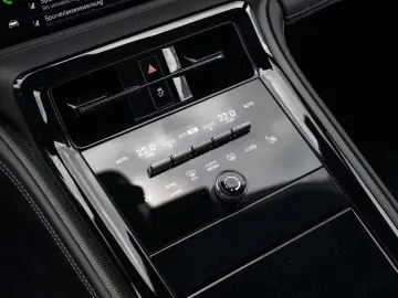 Porsche Panamera GTS SportDesign Paket Carbon PCCB InnoD