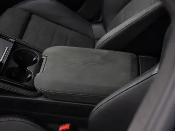 Porsche Panamera GTS SportDesign Paket Carbon PCCB InnoD