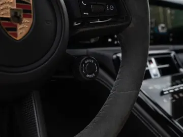 Porsche Panamera GTS SportDesign Paket Carbon PCCB InnoD