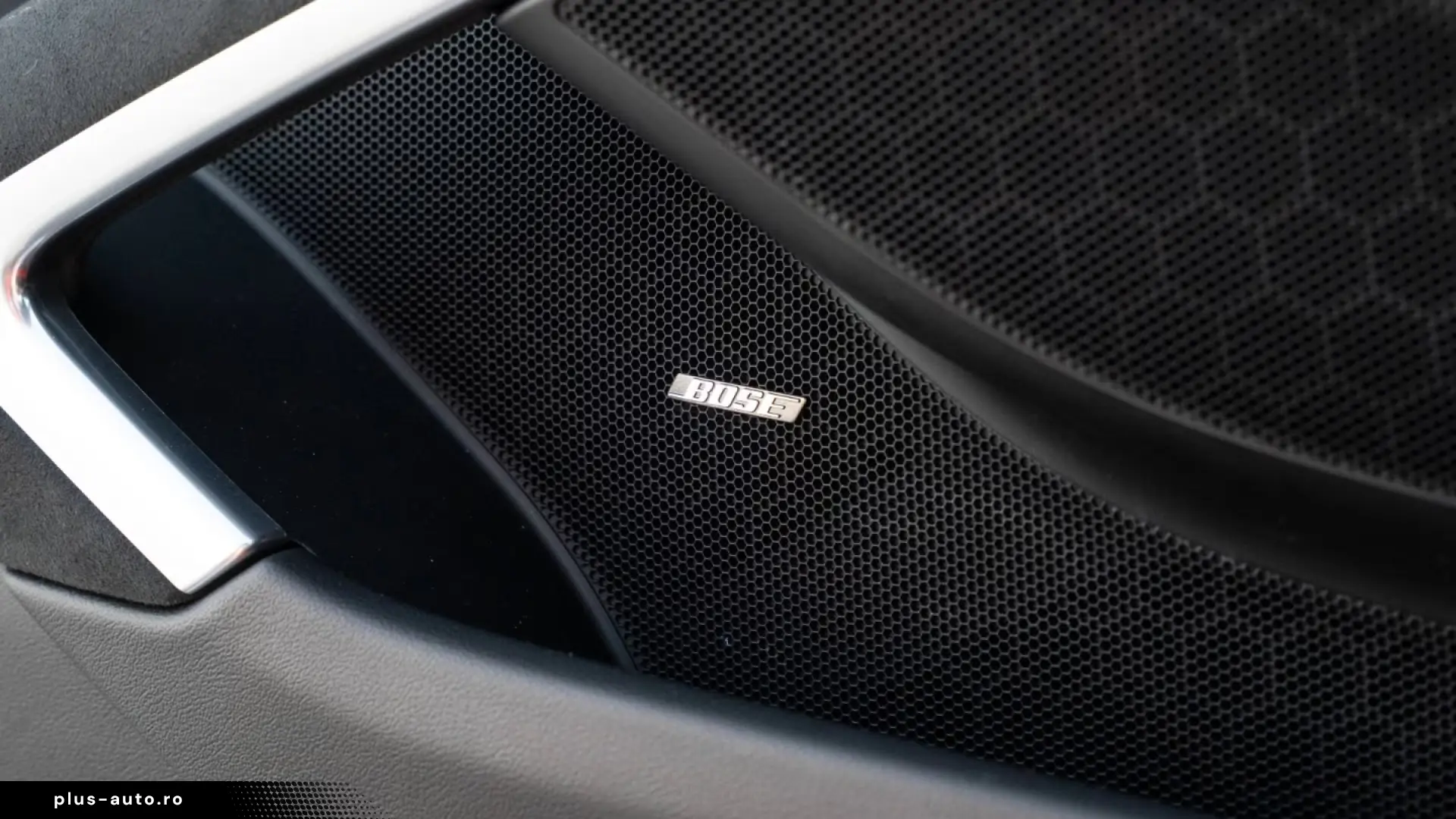 Porsche Cayman GTS 4.0 PDK Navi CarPlay BOSE Revers Camera
