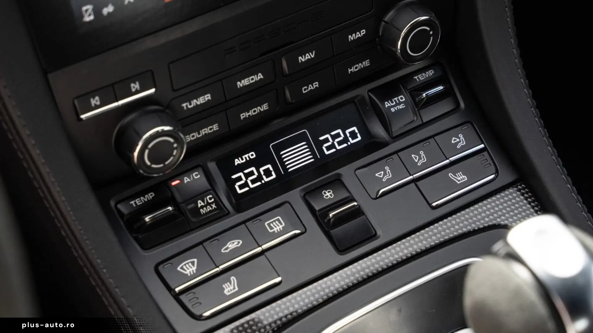 Porsche Cayman GTS 4.0 PDK Navi CarPlay BOSE Revers Camera
