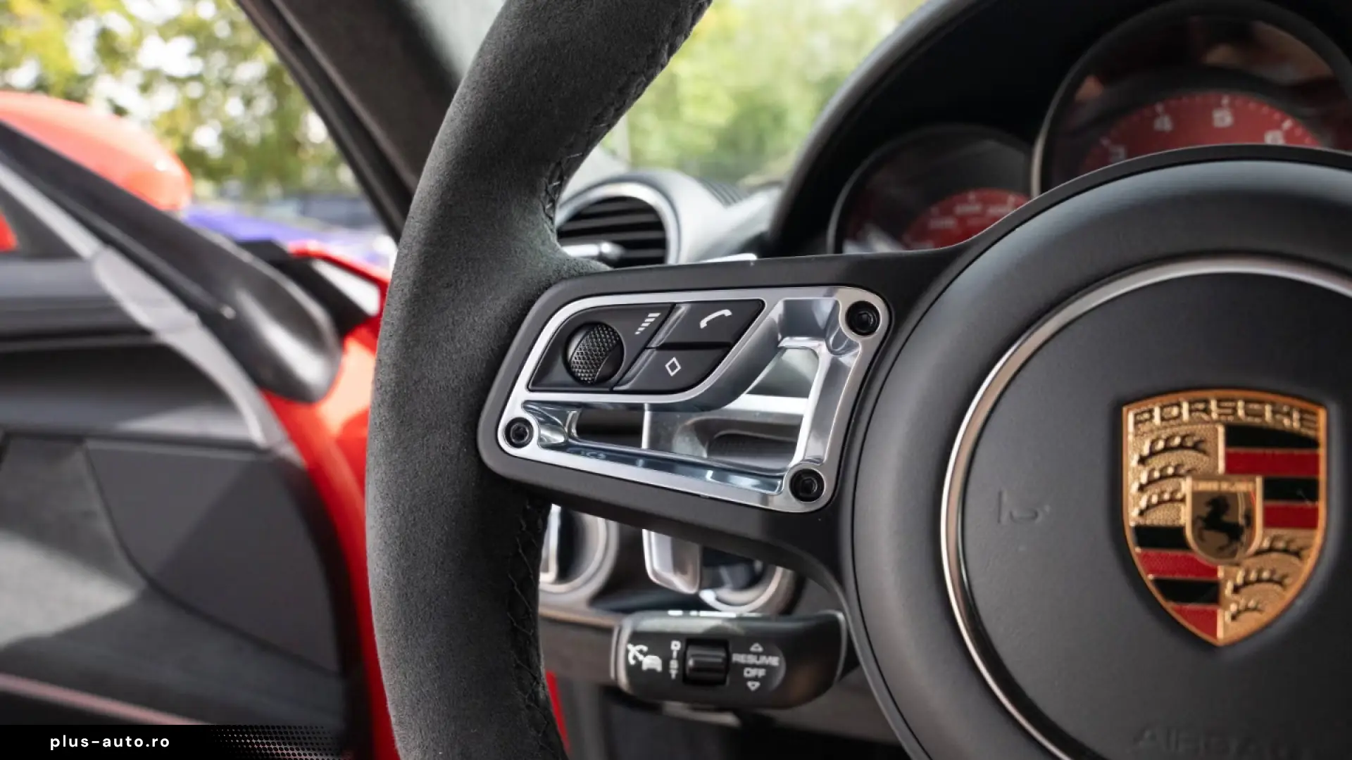 Porsche Cayman GTS 4.0 PDK Navi CarPlay BOSE Revers Camera