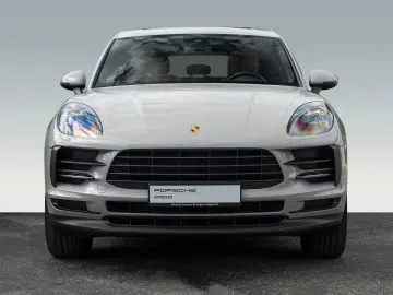 Porsche Macan Panoramic Roof  reversing camera  DAB