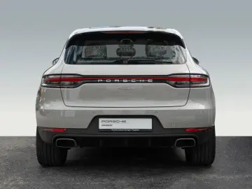 Porsche Macan Panoramic Roof  reversing camera  DAB